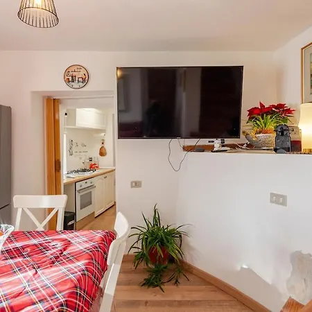 Relais Marmore Con Jacuzzi Per Due Persone Ferentillo